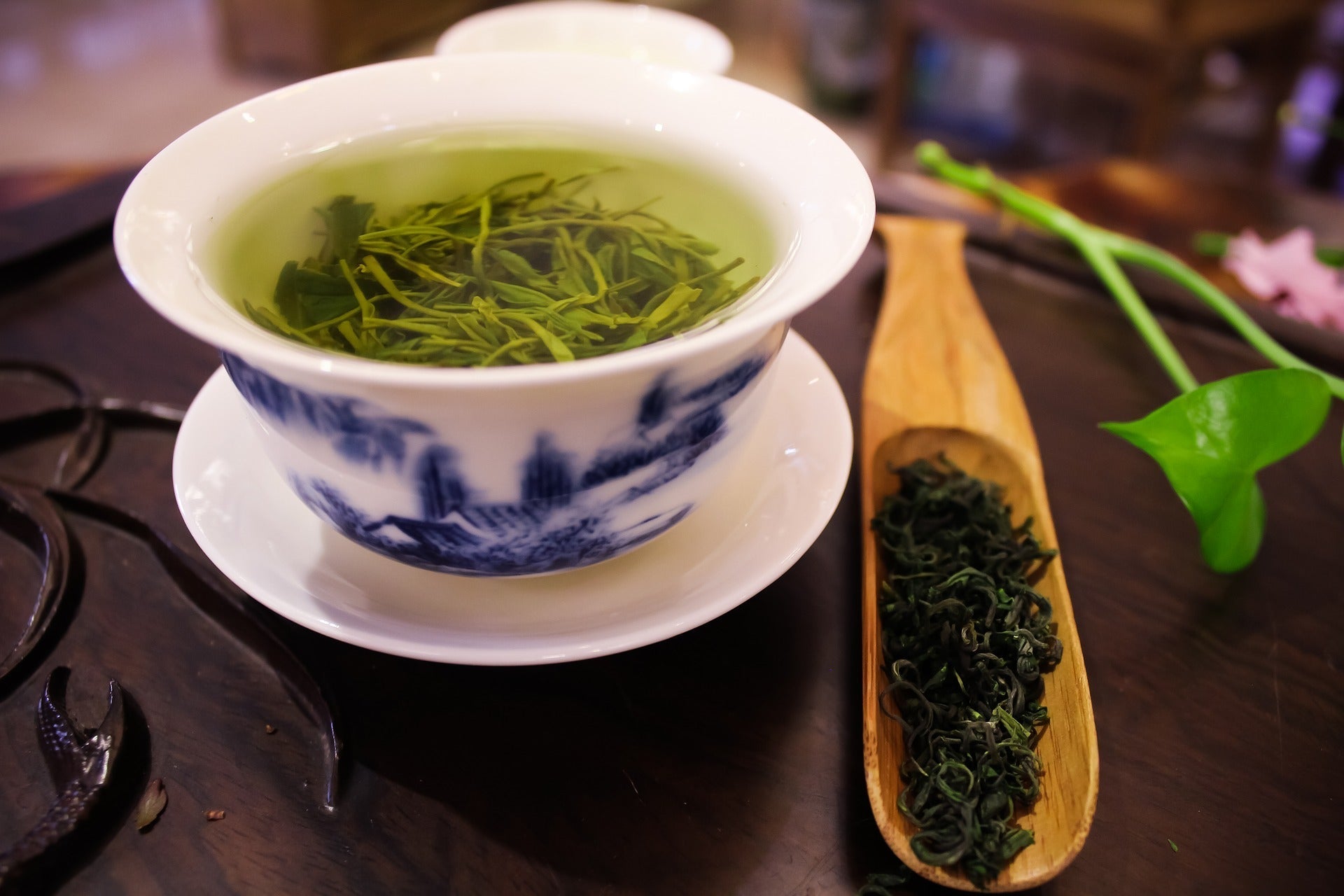 articles/green-tea-ga759f47b7_1920_5d1b19f5-3874-4827-87d7-a7be6b18fe59.jpg