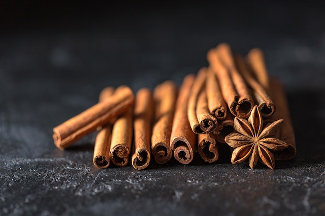 Cannelle : bienfaits et vertus sur la santé